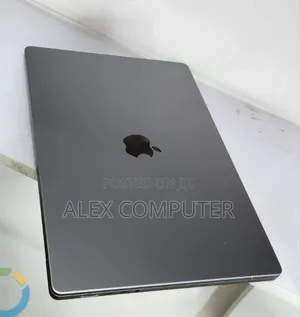 New Laptop Apple MacBook Pro M1 16GB Apple M1 Pro SSD 512GB