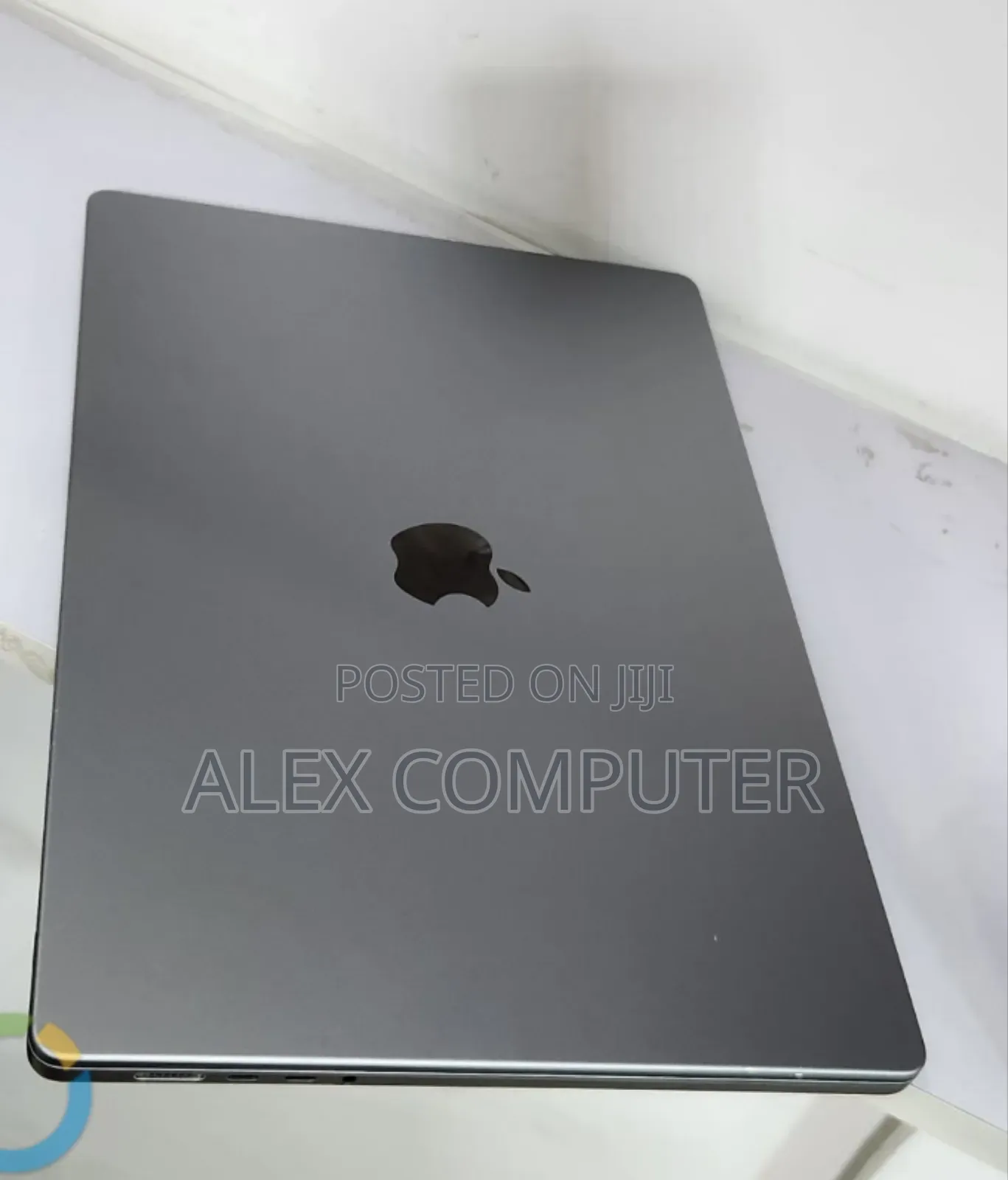 New Laptop Apple MacBook Pro M1 16GB Apple M1 Pro SSD 512GB