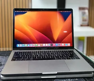 New Laptop Apple MacBook Pro 2017 16GB Intel Core i5 SSD 256GB