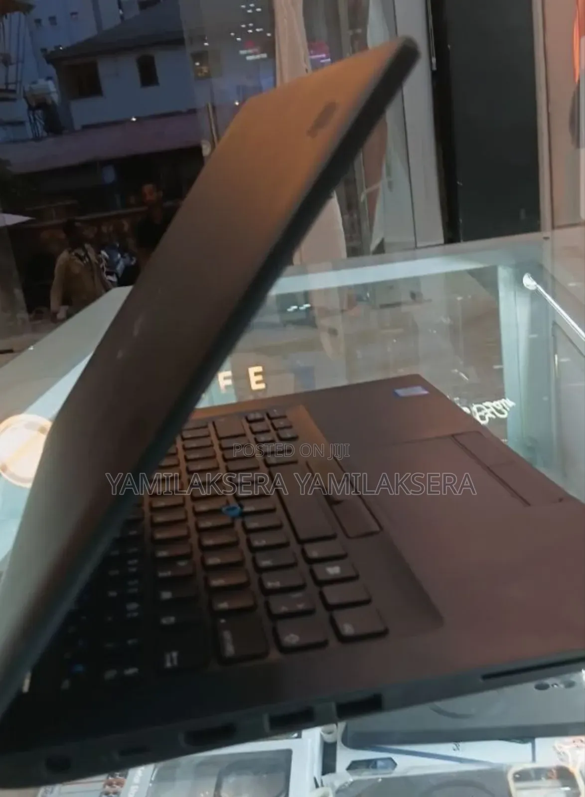 New Laptop Dell Latitude 5310 8GB Intel Core i5 SSD 256GB