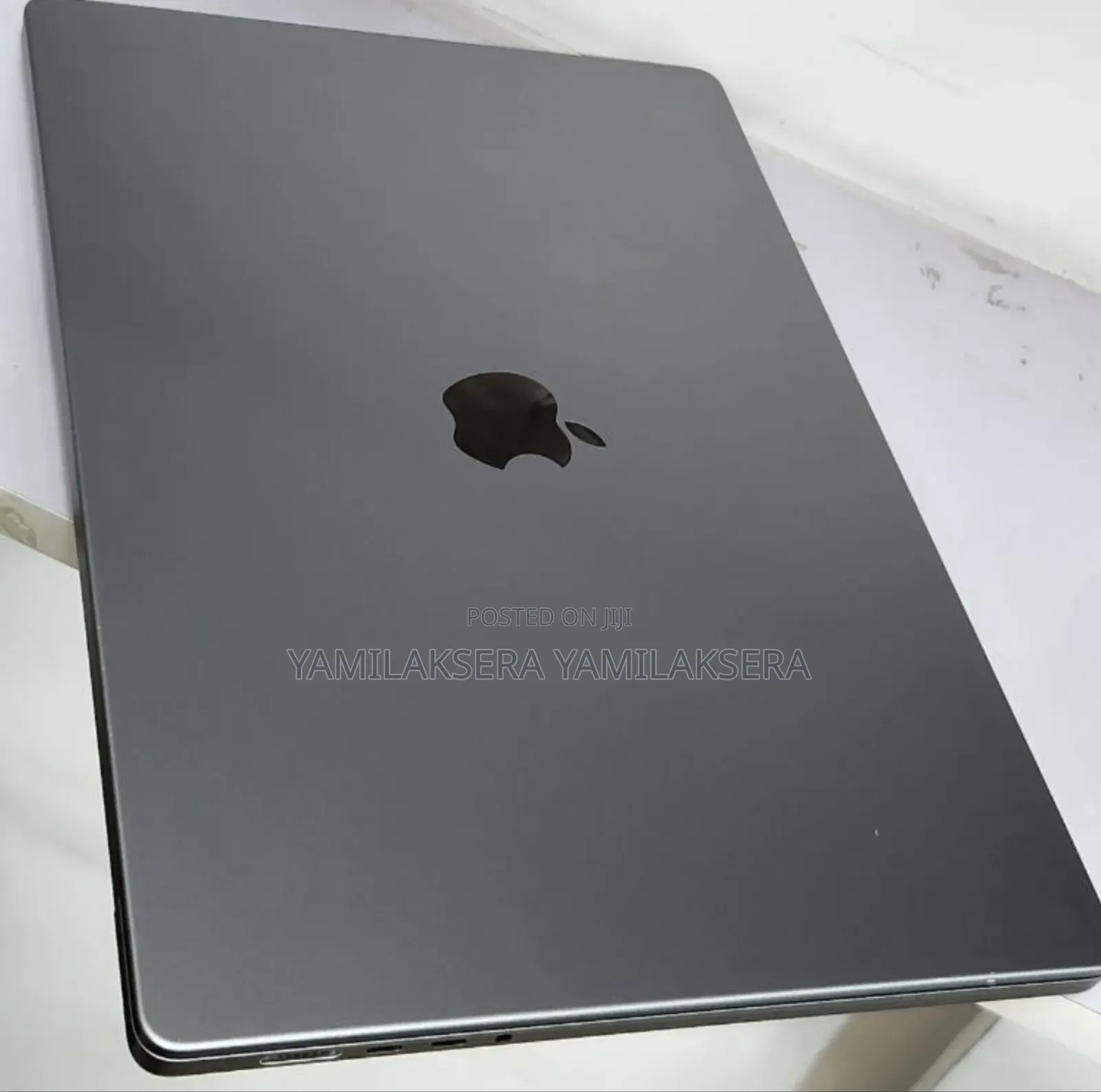 New Laptop Apple MacBook Pro M1 16GB Apple M1 Pro SSD 512GB