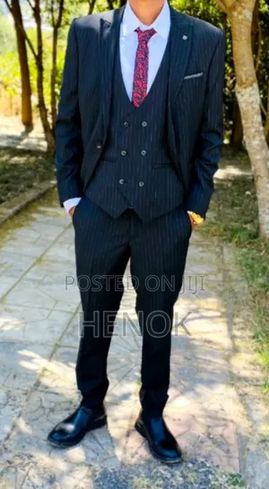 Clean Men’S Suit Size 48 Xl – Affordable Price, Negotiable