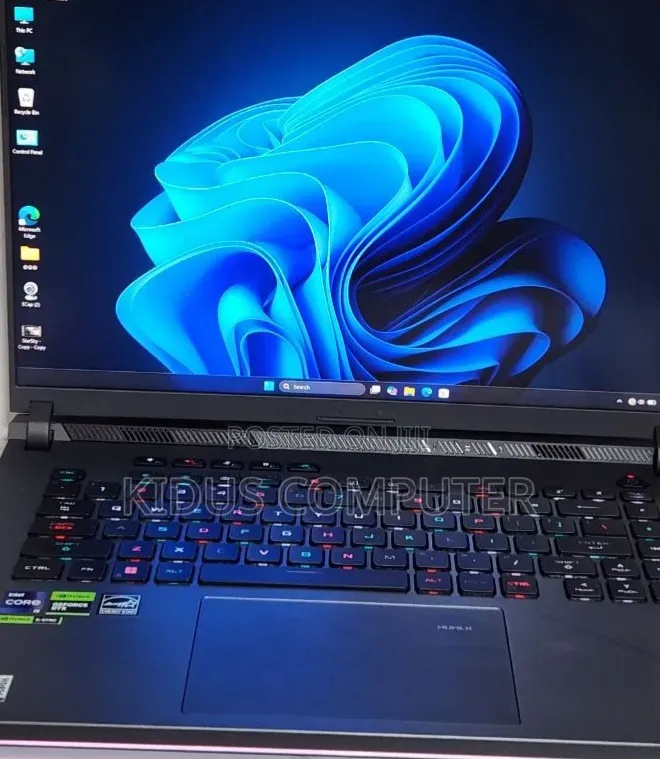 New Laptop Asus ROG Strix G15 16GB Intel Core i9 SSD 1T
