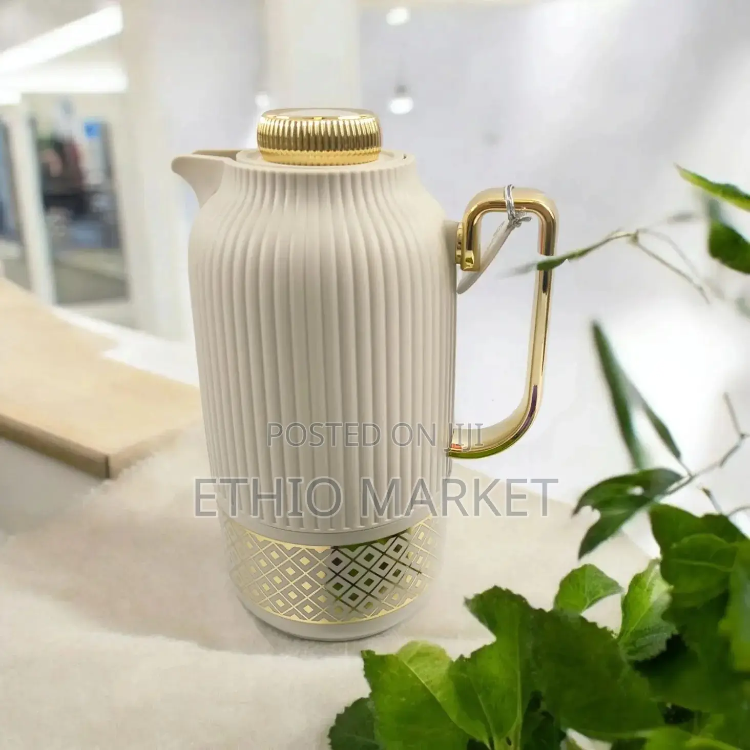 Feenik Vacuum Jug