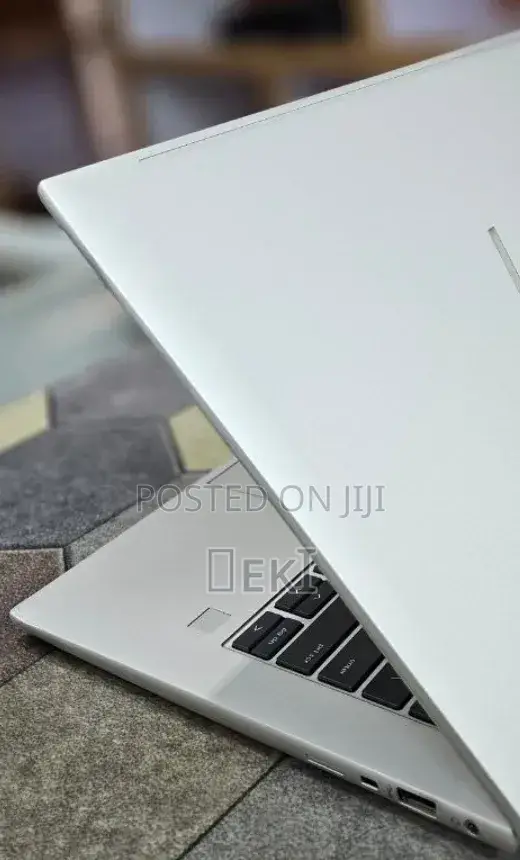 New Laptop HP EliteBook 840 G9 16GB Intel Core i7 SSD 512GB