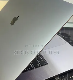New Laptop Apple MacBook Pro 2019 32GB Intel Core i9 SSD 512GB