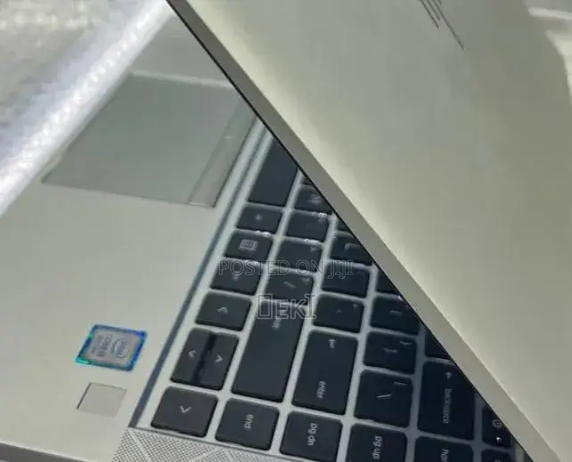 New Laptop HP EliteBook 840 G8 16GB Intel Core i5 SSD 512GB