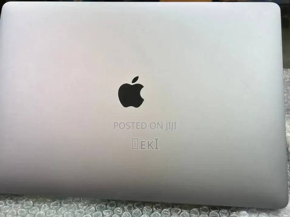 New Laptop Apple MacBook Pro 2017 16GB Intel Core i7 SSD 512GB