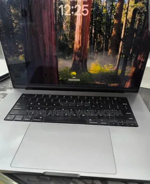 New Laptop Apple MacBook Pro M1 32GB Apple M1 Max SSD 1T