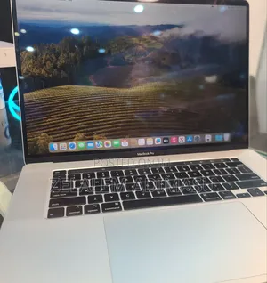 New Laptop Apple MacBook Pro 2019 16GB Intel Core i7 SSD 512GB