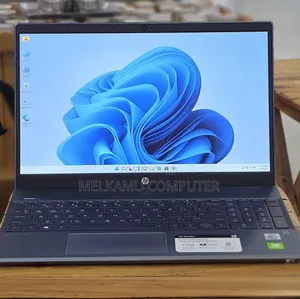 New Laptop Dell G15 5511 16GB Intel Core i7 SSD 512GB