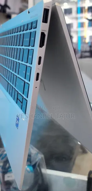 New Laptop HP EliteBook 1040 G8 16GB Intel Core i5 SSD 512GB