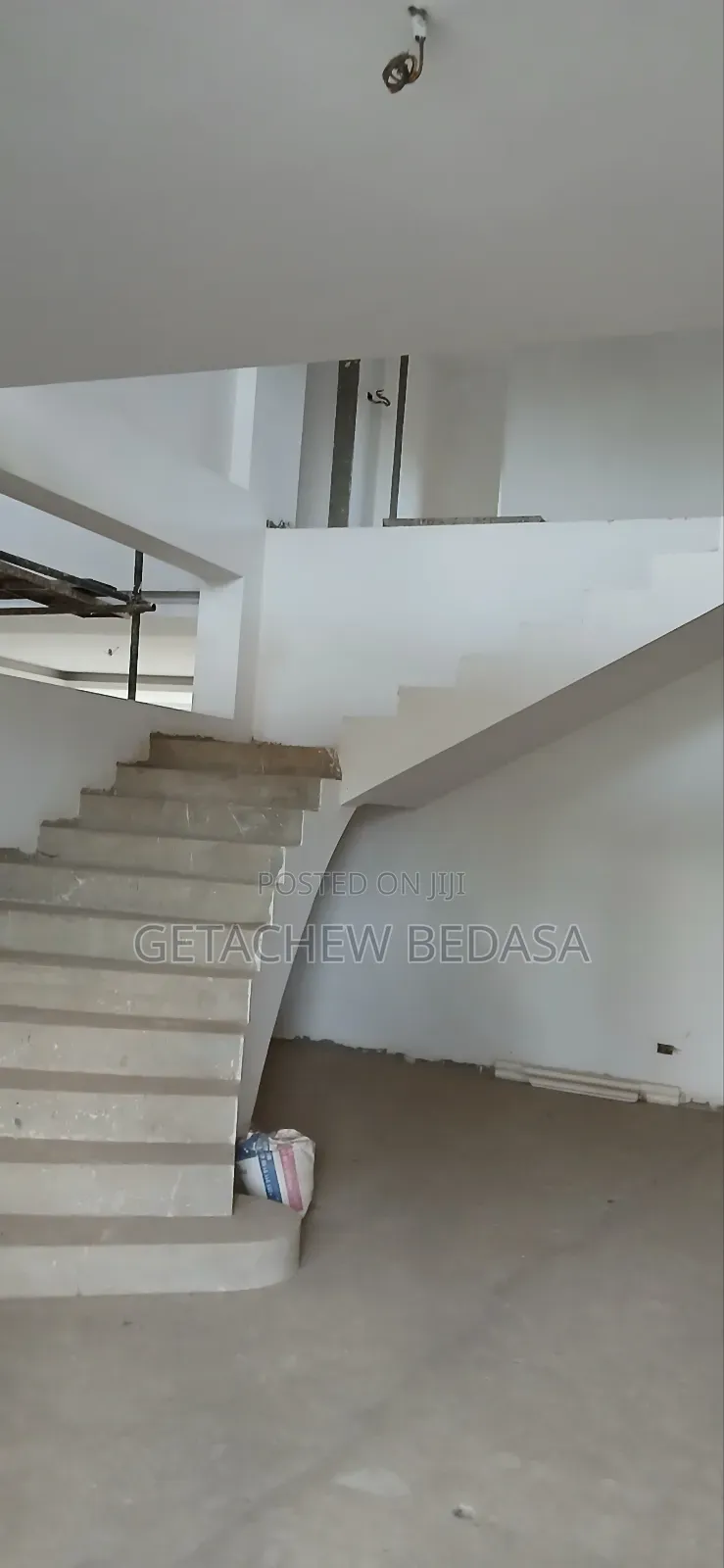 6bdrm House in Ccd, Oromia-Finfinne for sale