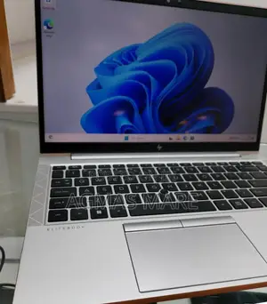 New Laptop HP EliteBook 840 G8 16GB Intel Core i5 SSD 512GB