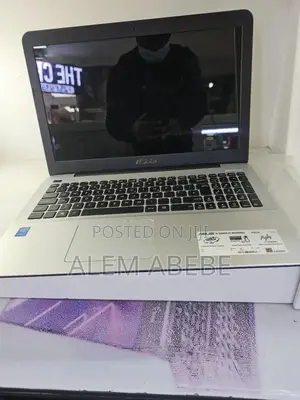 New Laptop Asus 8GB Intel Core i7 HDD 750GB