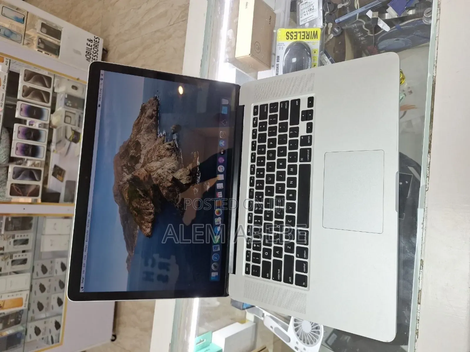 New Laptop Apple MacBook Pro 2014 16GB Intel Core i7 SSD 512GB