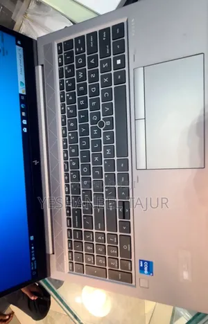 New Laptop HP ZBook Power G7 16GB Intel Core i7 SSD 512GB