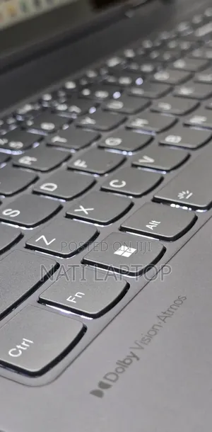 New Laptop Lenovo Yoga 7i 16GB Intel Core Ultra 7 SSD 512GB