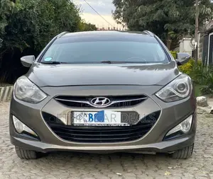 Hyundai i40 2014 Brown