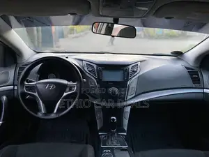 Hyundai i40 2014 Brown