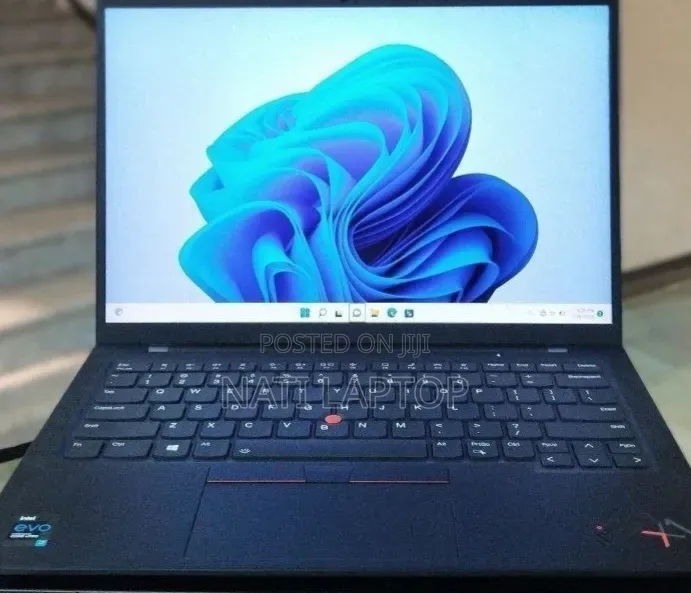 New Laptop Lenovo 16GB Intel Core i7 SSD 512GB