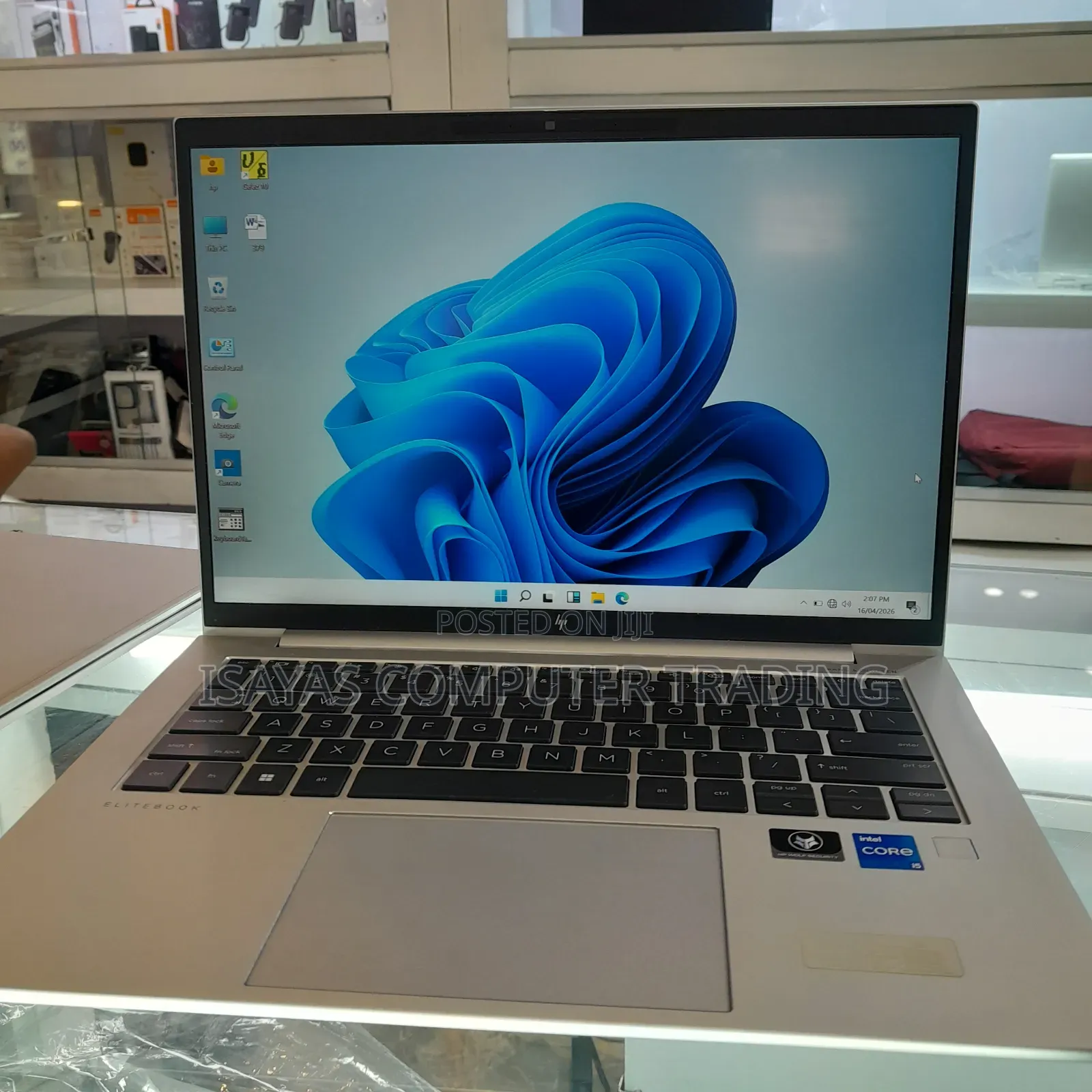 New Laptop HP EliteBook 840 G9 16GB Intel Core i5 SSD 512GB