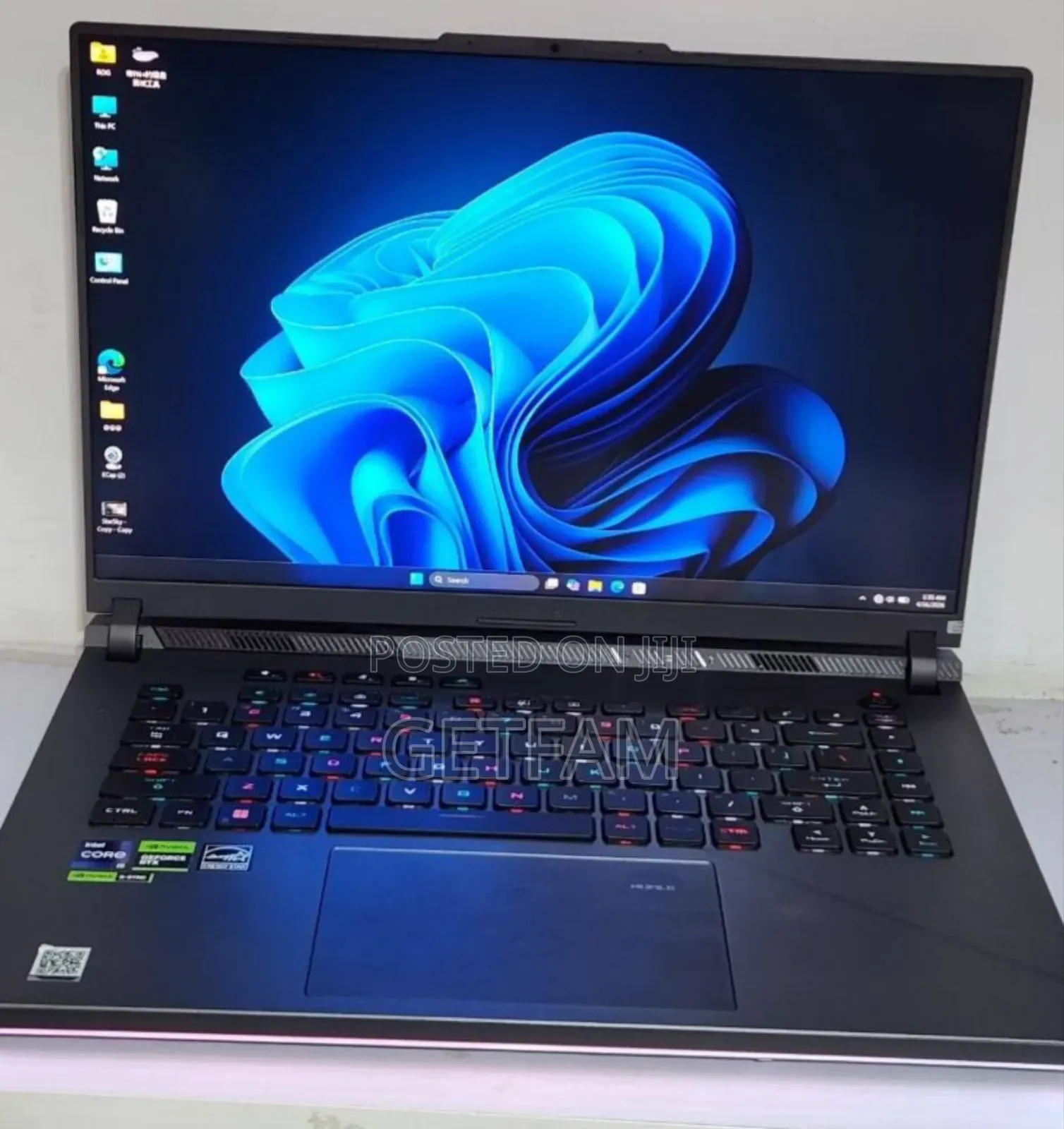 New Laptop Asus ROG Strix G15 16GB Nvidia SSD 1T