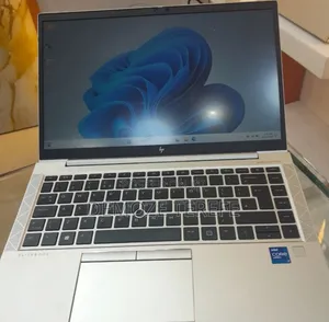 New Laptop HP EliteBook 840 G8 16GB Intel Core i7 SSD 512GB