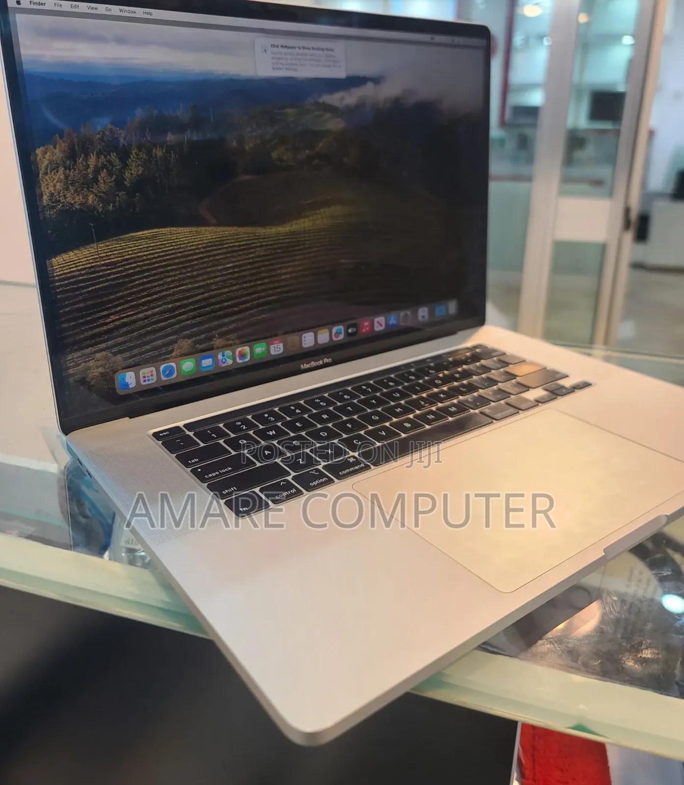 New Laptop Apple MacBook Pro 2019 16GB Intel Core i7 SSD 512GB