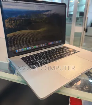 New Laptop Apple MacBook Pro 2019 16GB Intel Core i7 SSD 512GB