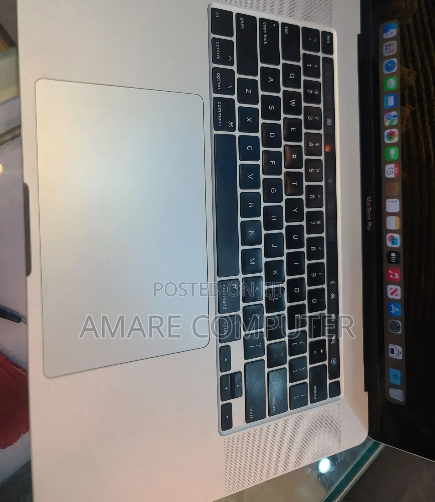 New Laptop Apple MacBook Pro 2019 16GB Intel Core i7 SSD 512GB