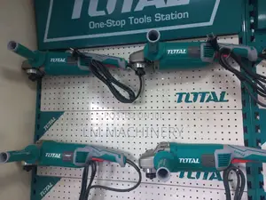 Total Grinder 2400w