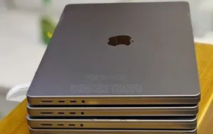 New Laptop Apple MacBook Pro M1 32GB Apple M1 Pro SSD 512GB