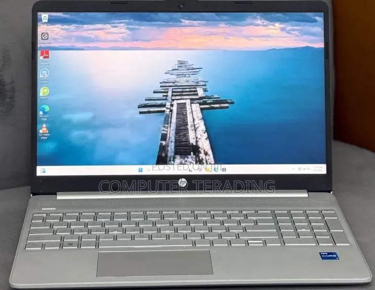 New Laptop HP Stream Notebook 8GB Intel Core i7 SSD 512GB