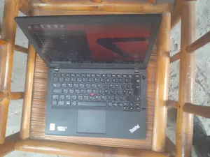 Laptop Lenovo ThinkPad Yoga 8GB Intel Core i5 HDD 128GB