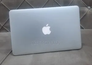New Laptop Apple MacBook Air 2015 4GB Intel Core i5 SSD 256GB