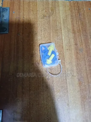 Ear Plug(ጩኸት መከላከያ)