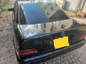 Mercedes-Benz E230 1995 Black