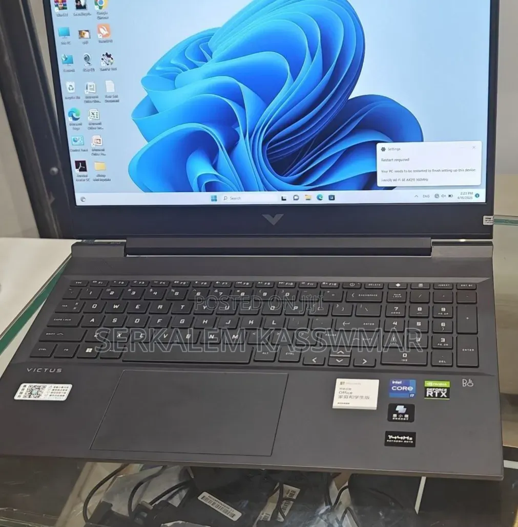 New Laptop HP Victus 16 16GB Intel Core i7 SSD 512GB