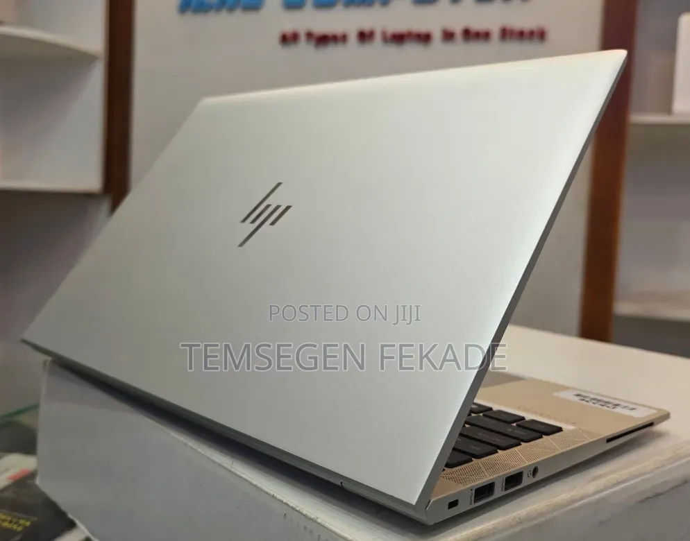 New Laptop HP EliteBook 840 G7 8GB Intel Core i5 SSD 512GB