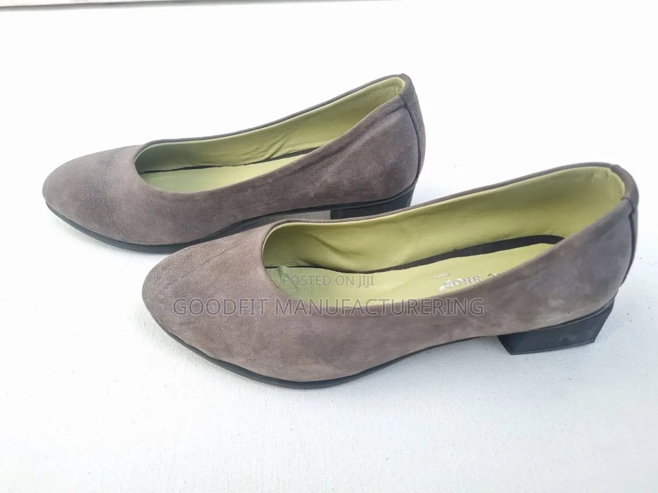 Ladies' Shoes