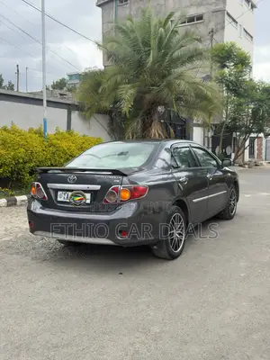 Toyota Corolla 2010 Black
