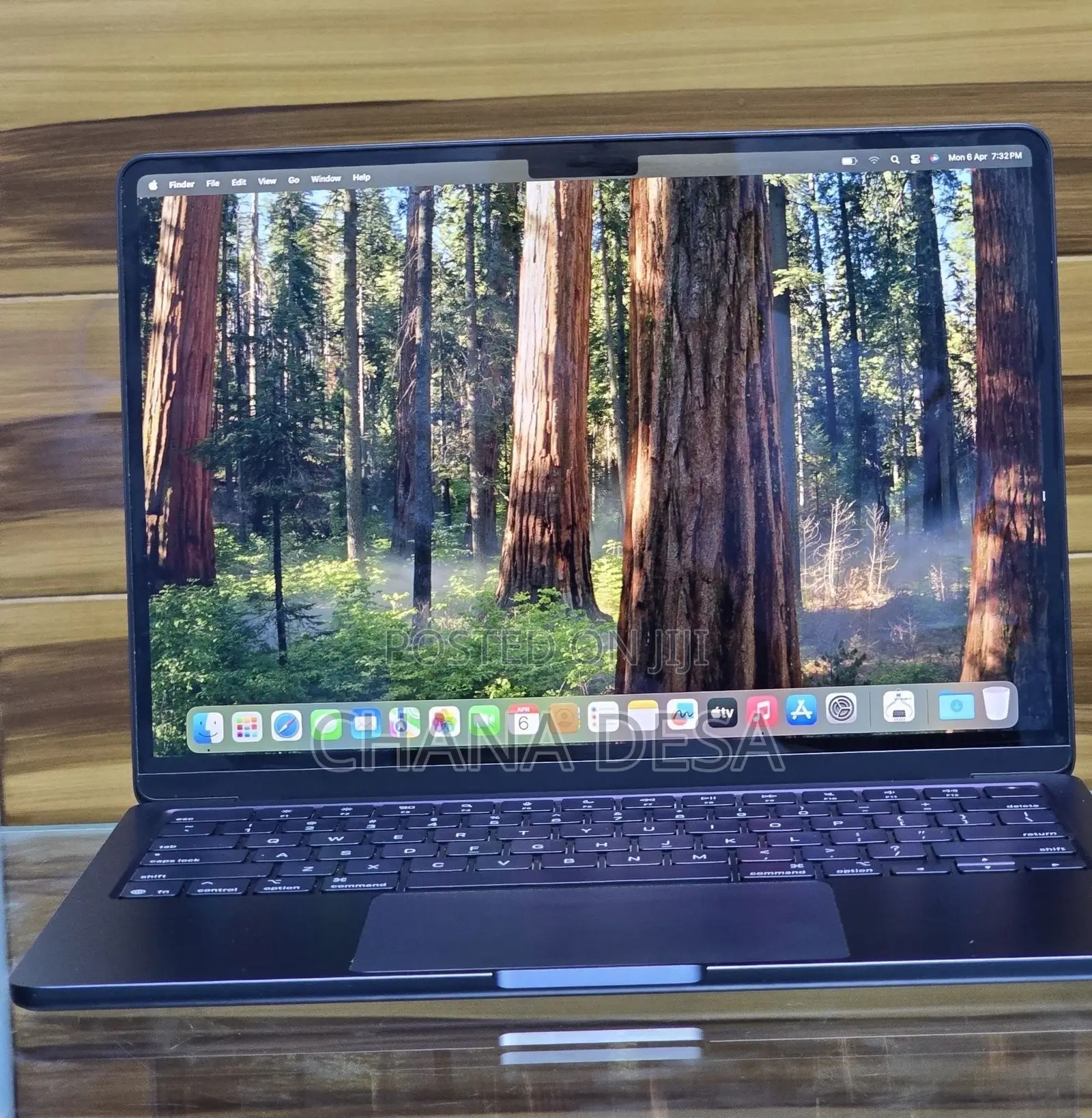 New Laptop Apple MacBook Air 2025 M4 13-inch 16GB Apple M4 SSD 256GB
