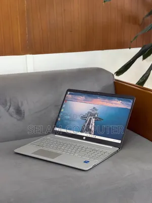 New Laptop HP Stream Notebook 8GB Intel Core i7 SSD 512GB