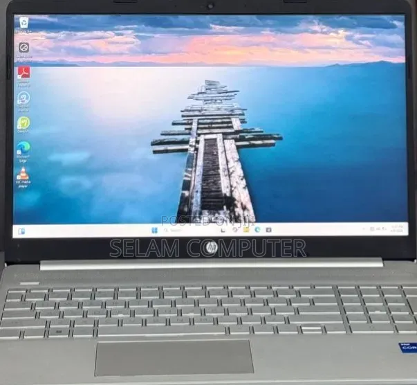 New Laptop HP Stream Notebook 8GB Intel Core i7 SSD 512GB