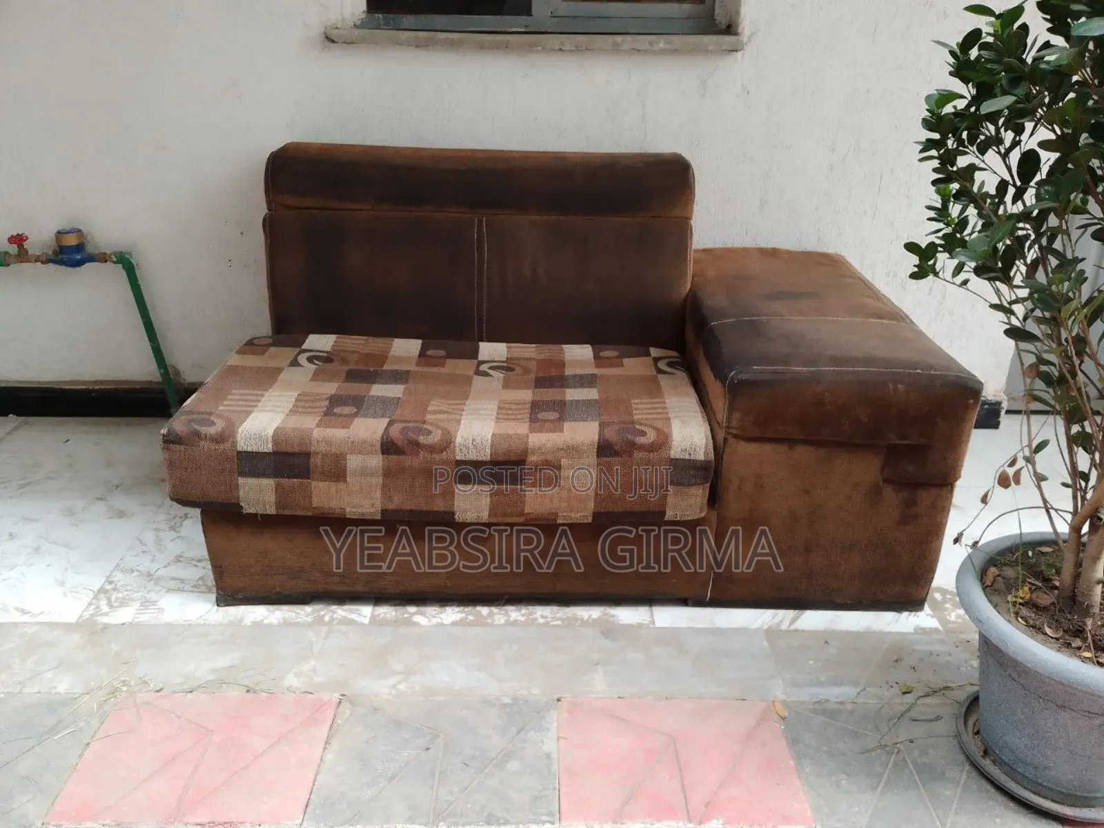 Large L-Shape Sofa(ሶፋ)