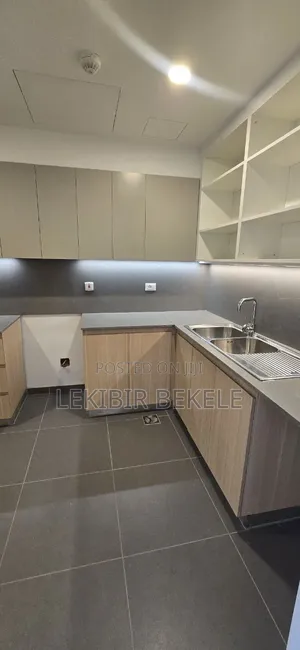 3bdrm Apartment in Eagles Hills, Kirkos for rent