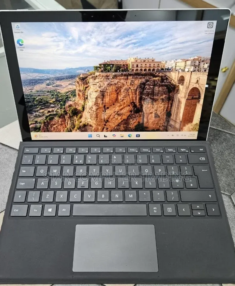 New Laptop Microsoft Surface Pro 7+ 16GB Intel Core i7 SSD 256GB