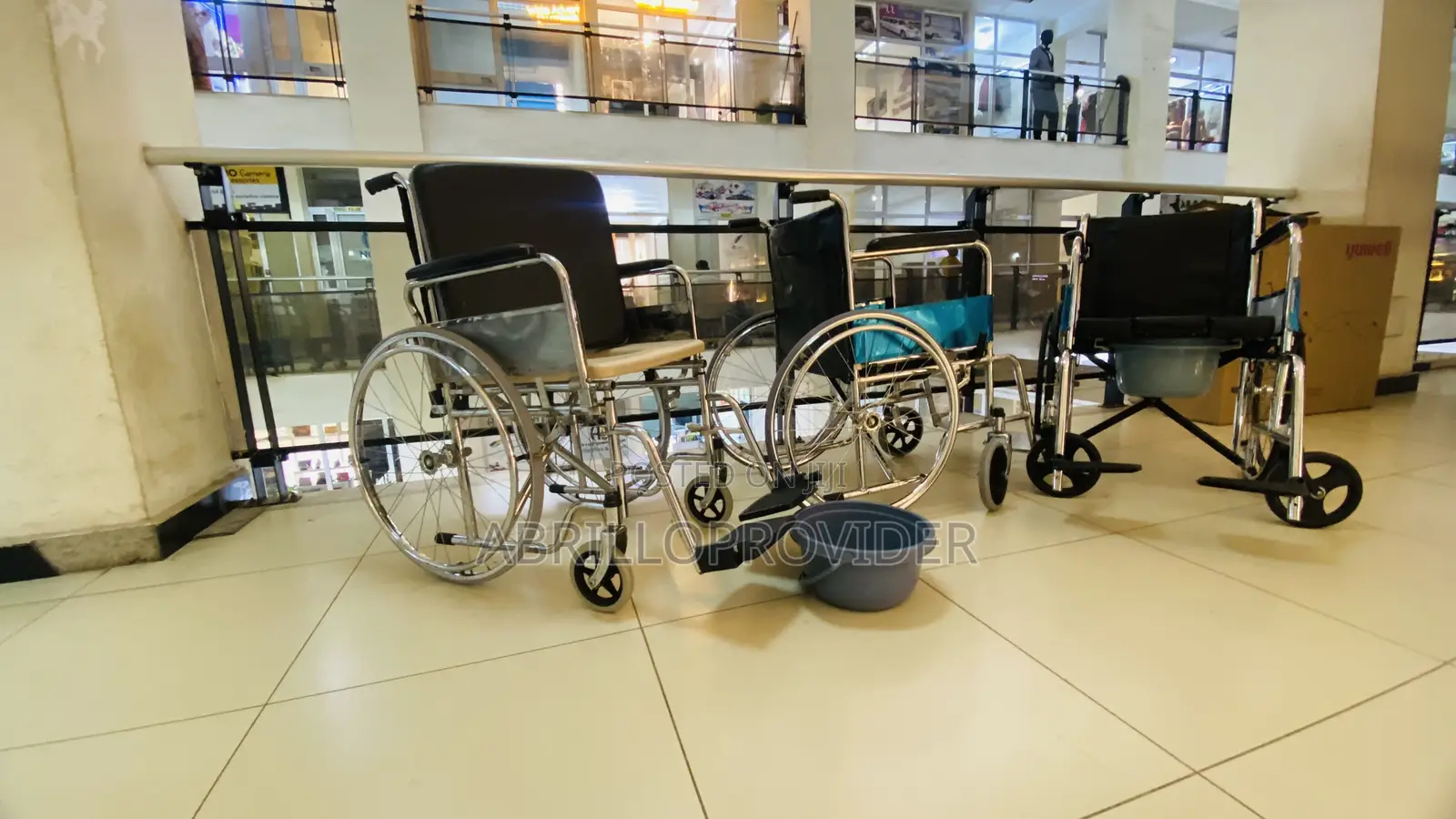 Wheelchair ዊልቸርportable Manual Medical Foldable Commode