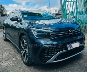 Volkswagen ID.6 2022 Blue